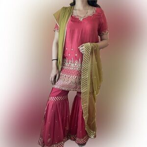 Indian/Pakistani Traditional Ghagra with Dupatta